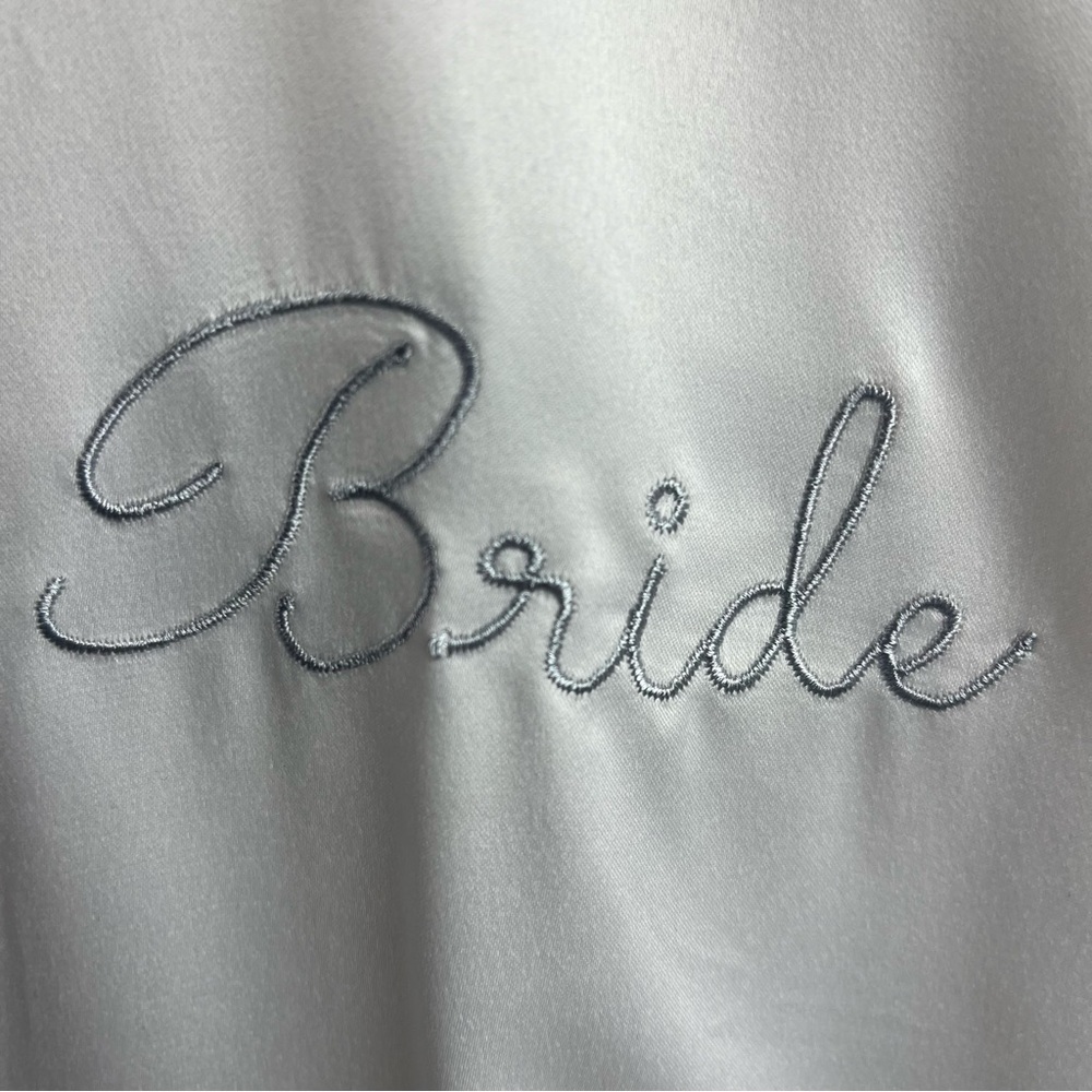 In Bloom by Jonquil Bride Satin Robe Ivory Lace Sleeves Tie Belt Medium/Large - Picture 3 of 12